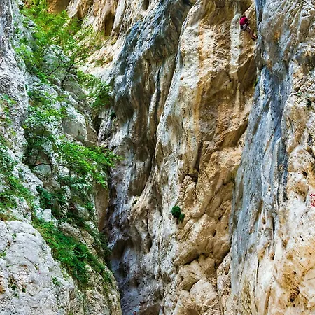 Alojamento de Acomodação e Pequeno-almoço Casa Tua Castel Frentano